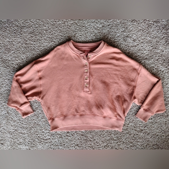 American Eagle Outfitters Tops - American Eagle Outfitters Henley Crop Boxy Dolam Sleeve Sweater Small